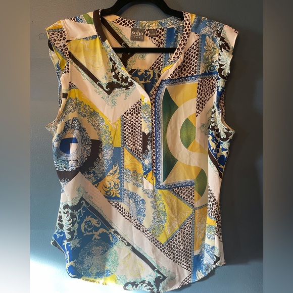 Soho Tops - Ruffle cap sleeve blouse